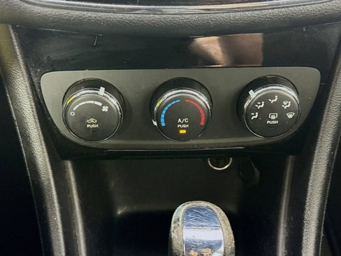 Used 2012 Chrysler 200 LX image 14