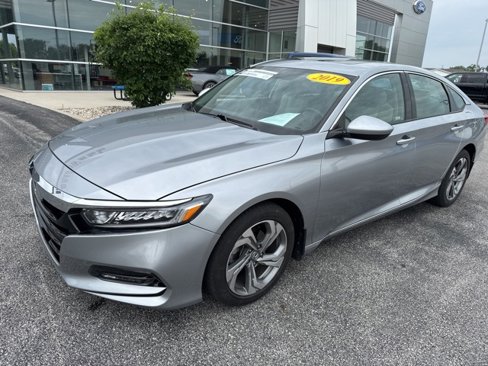 Used 2019 Honda Accord EX image 2