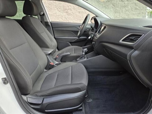 Used 2020 Hyundai Accent SEL image 18