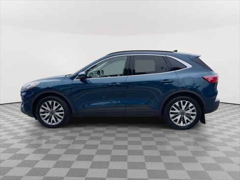 Used 2020 Ford Escape Titanium image 4