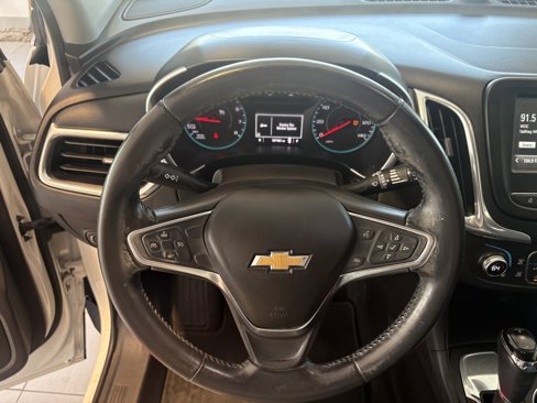 Used 2018 Chevrolet Equinox LT image 9