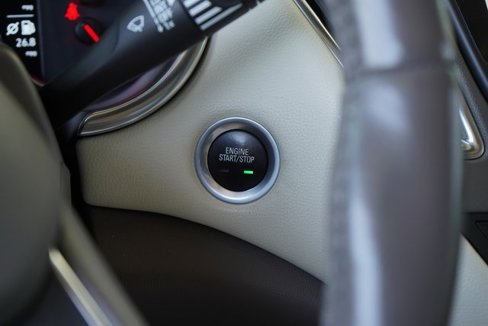 Used 2020 Chevrolet Malibu Premier image 23