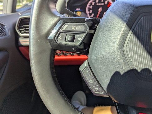 Used 2017 Lamborghini Huracan LP 610-4 image 38