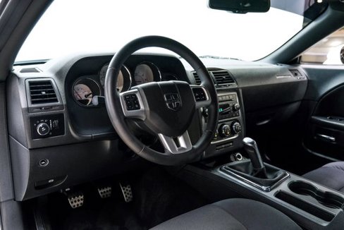 Used 2013 Dodge Challenger R/T image 12