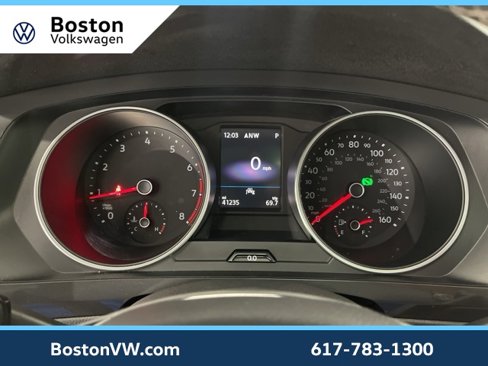 Certified 2021 Volkswagen Tiguan SE w/ Panoramic Sunroof Package image 14