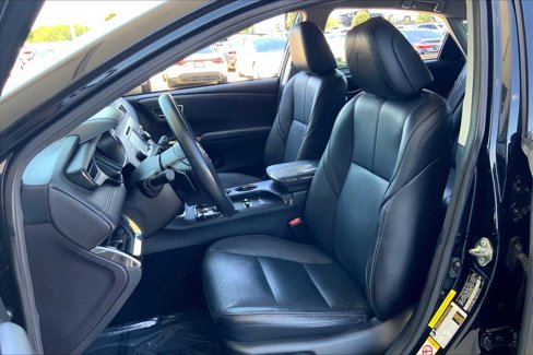 Used 2017 Toyota Avalon XLE image 7