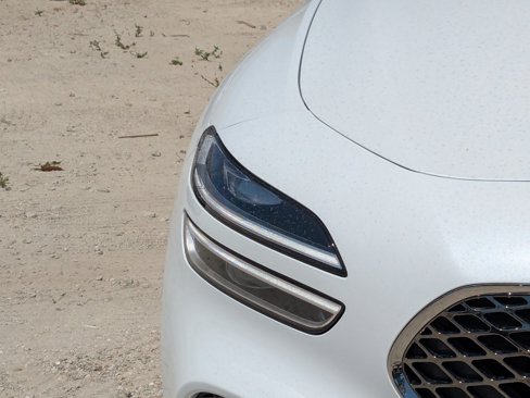 New 2025 Genesis G70 2.5T image 7