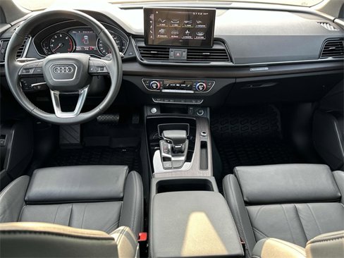 Used 2022 Audi Q5 2.0T Premium image 17