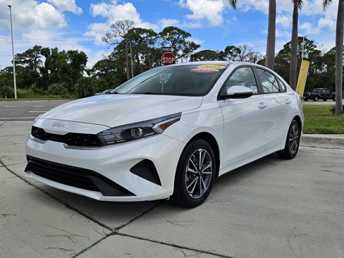 Certified 2023 Kia Forte LXS w/ LXS Technology Package image 3