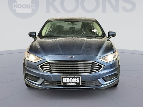 Used 2018 Ford Fusion SE w/ Fusion SE Technology Package image 11