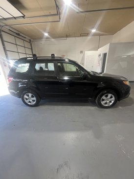 Used 2011 Subaru Forester 2.5X w/ Alloy Wheel Value Pkg image 2