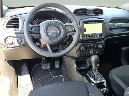 Used 2021 Jeep Renegade Latitude w/ Sun & Sound Group image 34