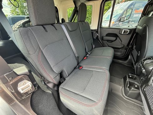New 2025 Jeep Wrangler Unlimited Rubicon image 18