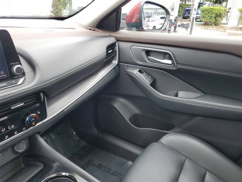 Used 2021 Nissan Rogue SL image 20