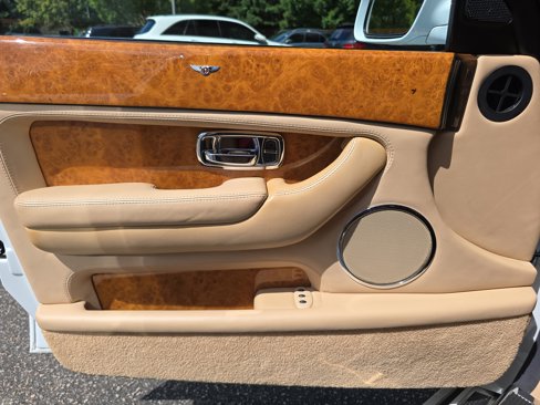 Used 2005 Bentley Arnage R image 25