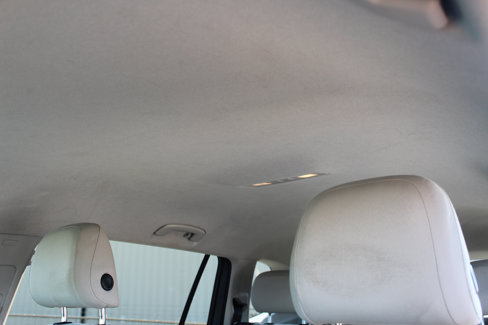 Used 2018 Volkswagen Tiguan S image 5