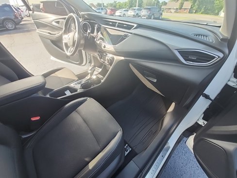 Used 2021 Buick Encore GX Preferred w/ Cold Weather Comfort Package image 18
