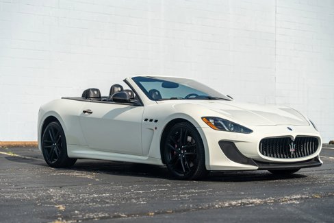 Used 2013 Maserati GranTurismo Sport image 12