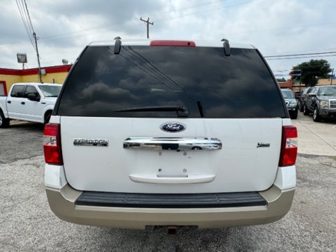 Used 2010 Ford Expedition EL Eddie Bauer image 4