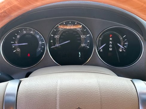 Used 2010 Lincoln MKZ image 12