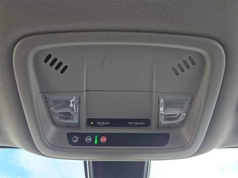Certified 2022 Chevrolet Malibu RS image 36