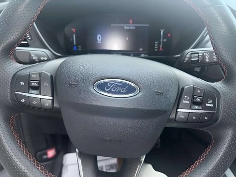Used 2024 Ford Escape ST-Line image 5