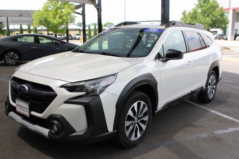 Used 2023 Subaru Outback Limited XT image 11