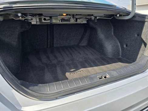Used 2022 Nissan Altima 2.5 SV image 18