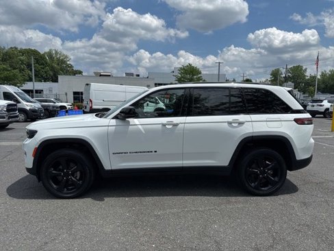 Certified 2022 Jeep Grand Cherokee Altitude image 18