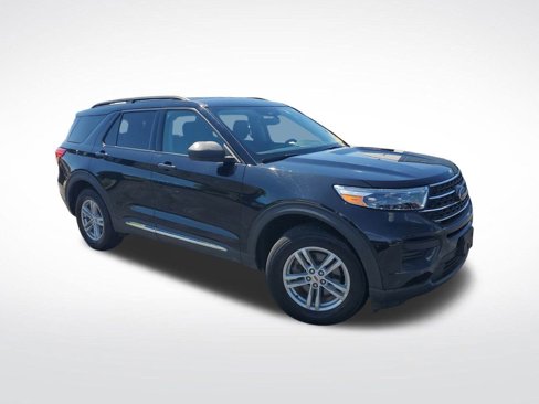 Used 2022 Ford Explorer XLT image 41