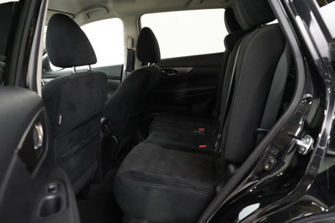 Used 2014 Nissan Rogue SV w/ SV Premium Package image 14