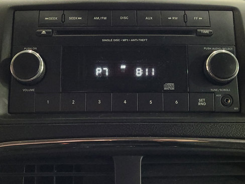 Used 2015 Dodge Grand Caravan American Value Package image 25