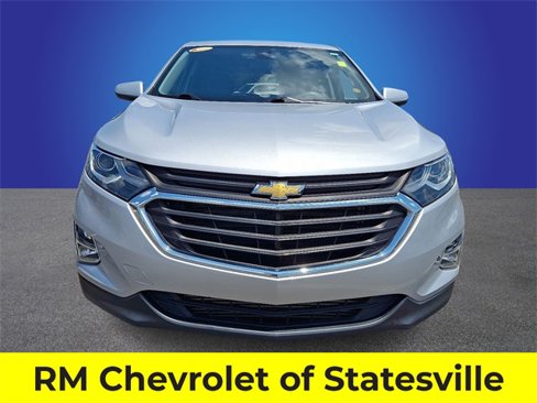 Used 2020 Chevrolet Equinox LT image 2