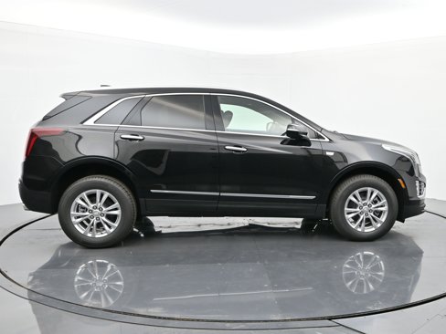 New 2025 Cadillac XT5 Luxury image 6