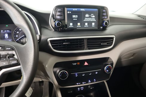 Used 2020 Hyundai Tucson SE image 5