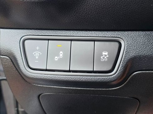 Used 2023 Kia Forte LXS w/ LXS Technology Package image 38