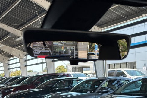 Used 2022 Chevrolet Traverse LS w/ Midnight/Sport Edition image 25