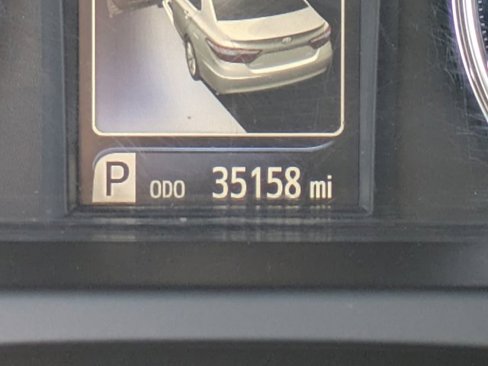 Used 2017 Toyota Camry LE image 25