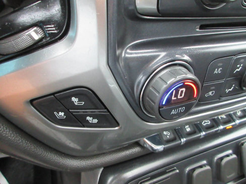 Used 2019 Chevrolet Silverado 2500 LTZ image 31
