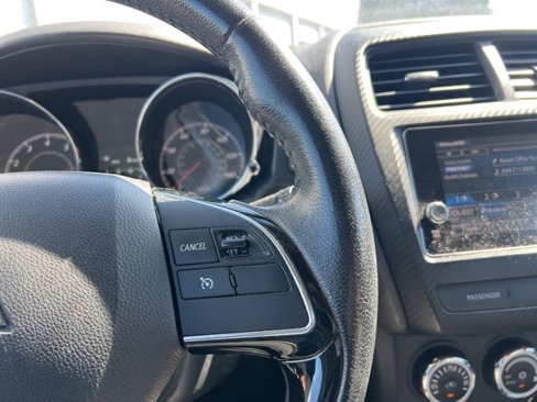 Used 2018 Mitsubishi Outlander Sport SE image 30