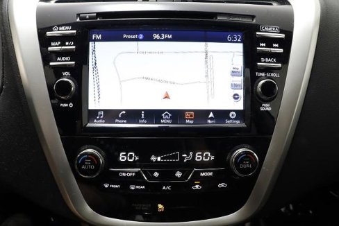 Used 2018 Nissan Murano S image 15