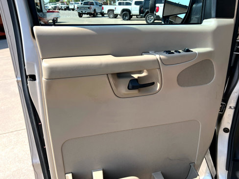 Used 2003 Ford E-150 and Econoline 150 image 18