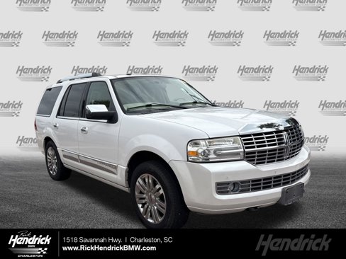 Used 2009 Lincoln Navigator 4WD image 1