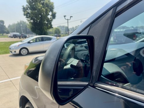 Used 2014 Toyota Sienna L image 21