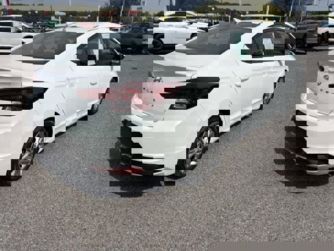 Used 2019 Hyundai Elantra SEL w/ Cargo Package image 9