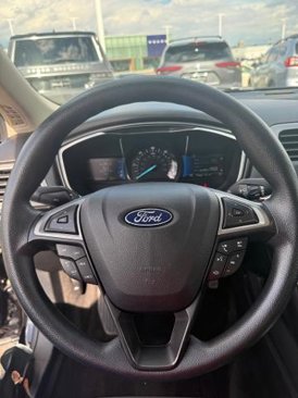 Certified 2018 Ford Fusion SE image 16