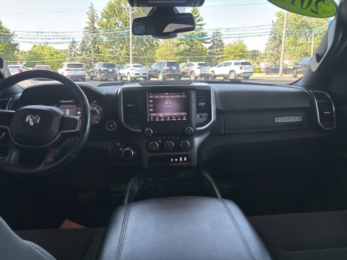 Used 2019 RAM 1500 4x4 Crew Cab image 23