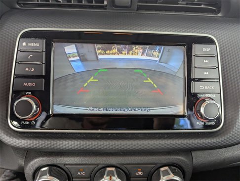 Used 2022 Nissan Kicks S image 26