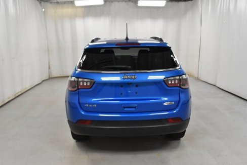 Used 2022 Jeep Compass Latitude image 6