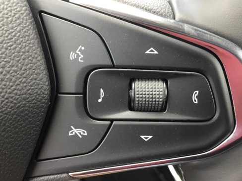 New 2025 Chevrolet Trax LT w/ Driver Confidence Package image 13